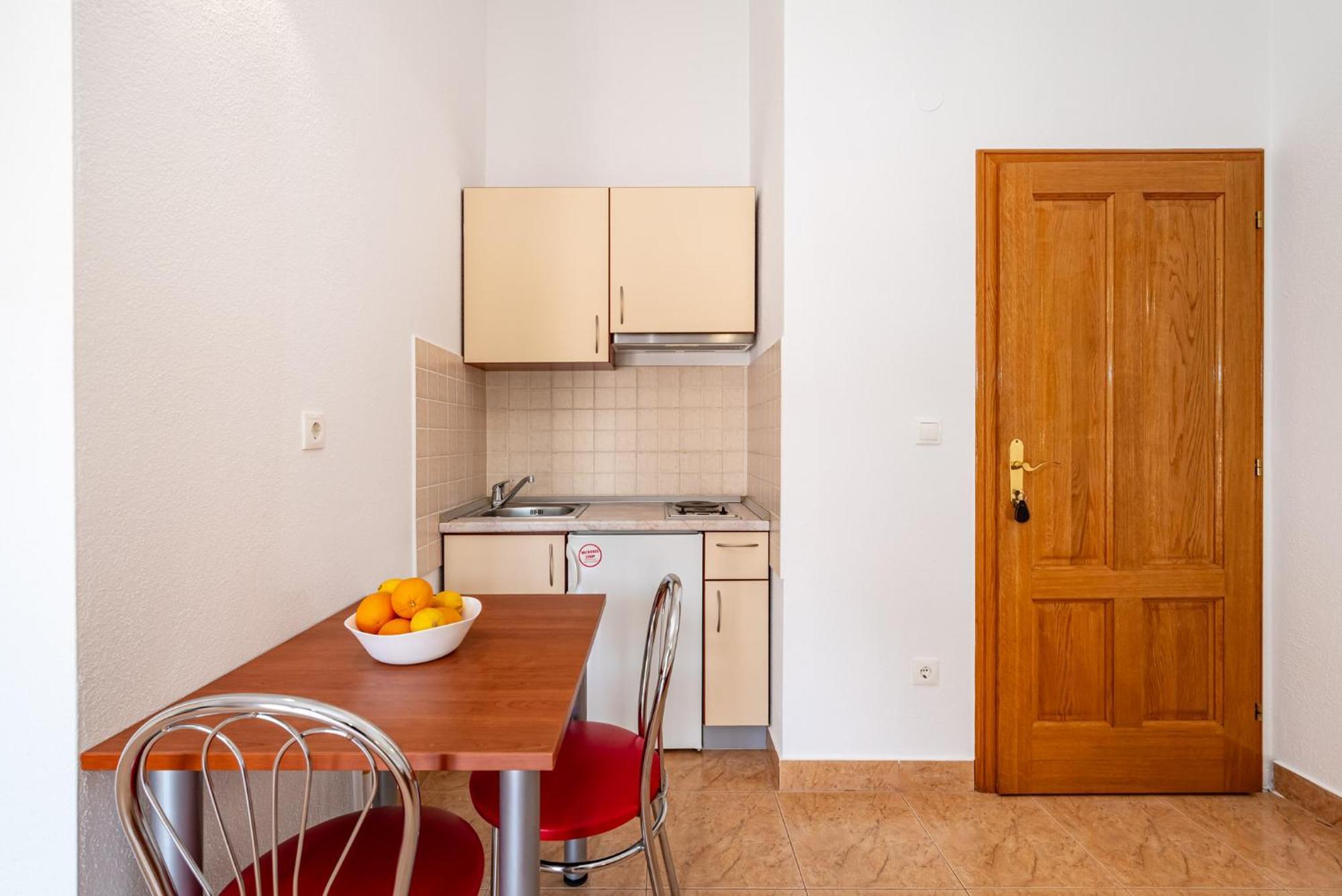 Apartments Prkacin 2 Стариград-Пакленица Екстериор снимка