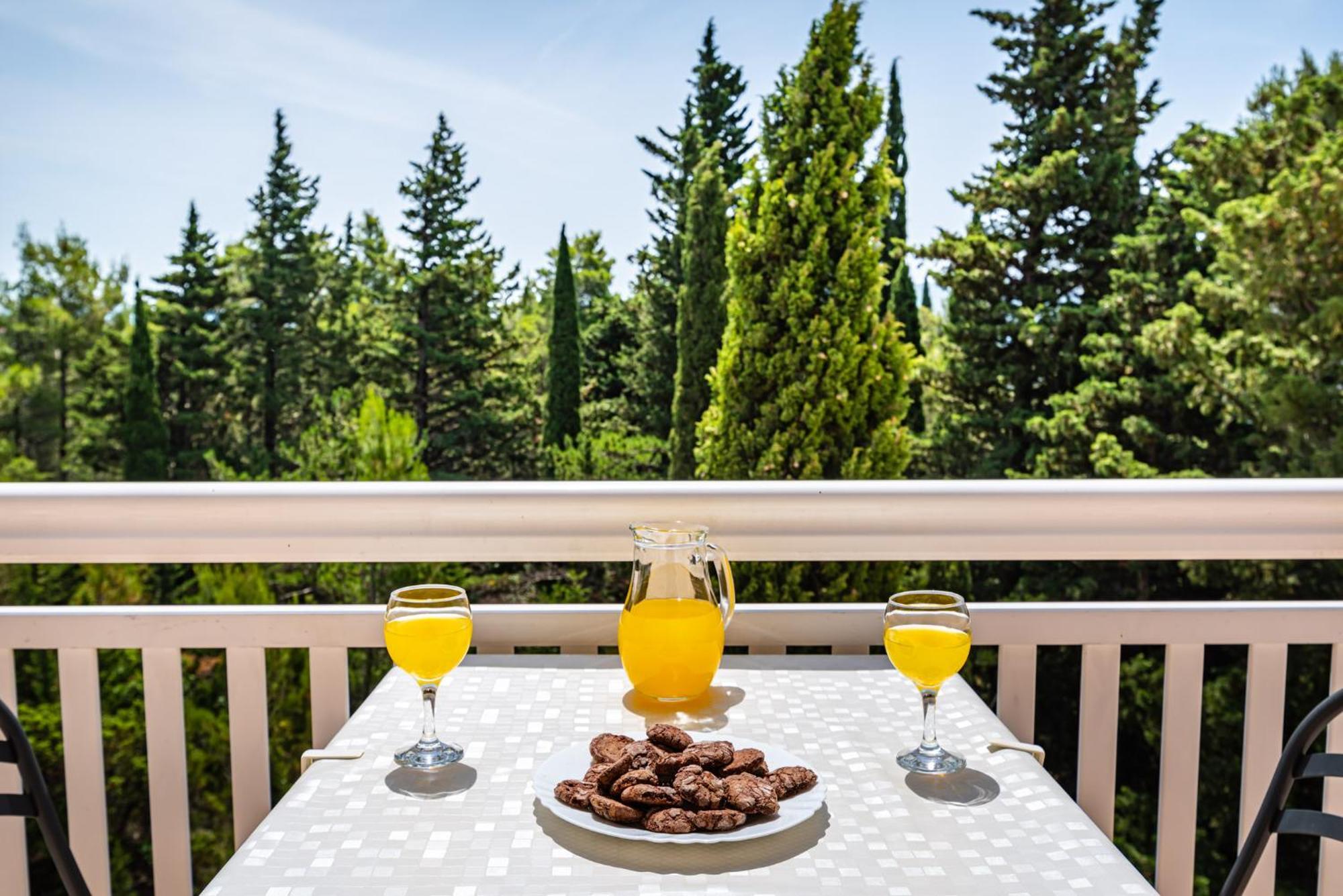 Apartments Prkacin 2 Стариград-Пакленица Екстериор снимка
