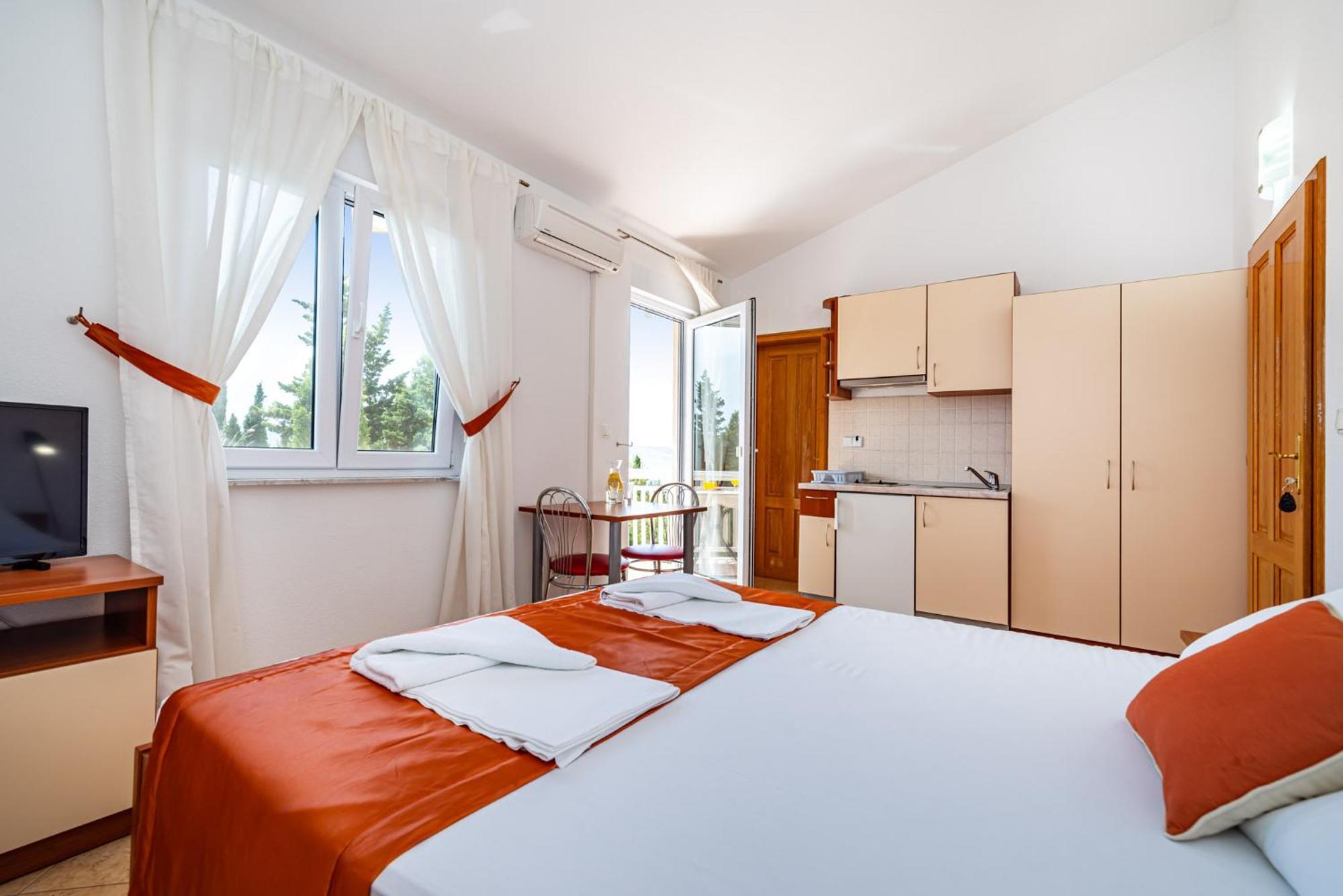 Apartments Prkacin 2 Стариград-Пакленица Екстериор снимка
