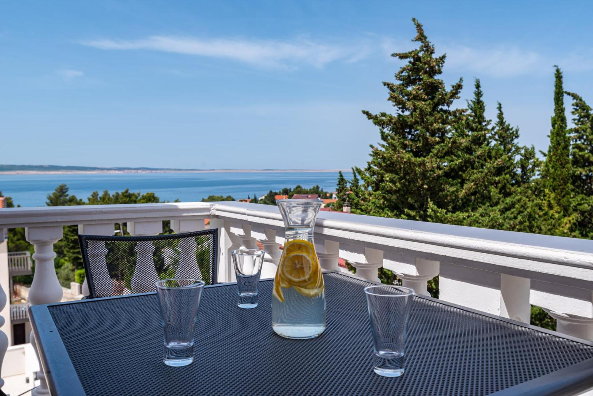 Apartments Prkacin 2 Стариград-Пакленица Екстериор снимка