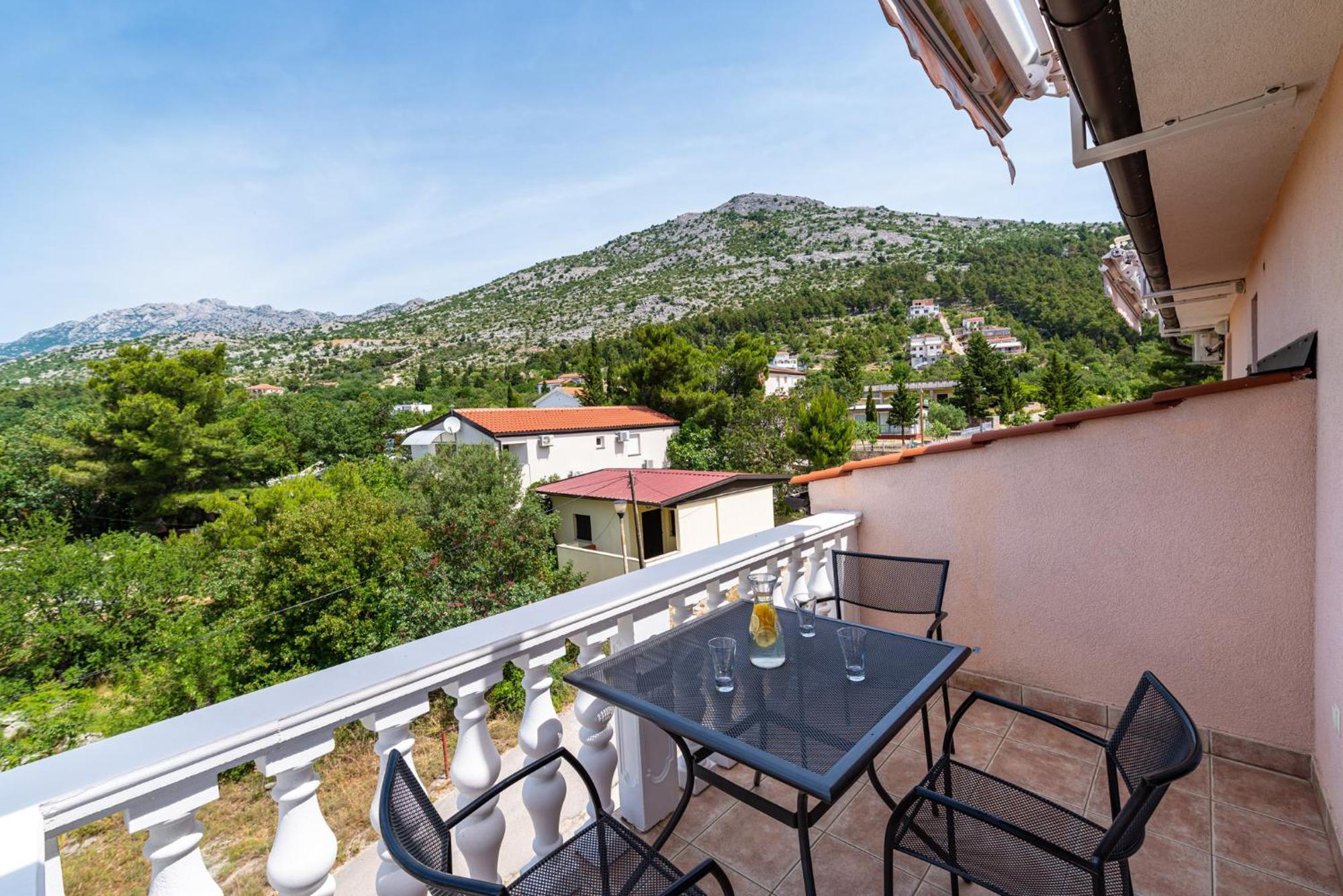 Apartments Prkacin 2 Стариград-Пакленица Екстериор снимка